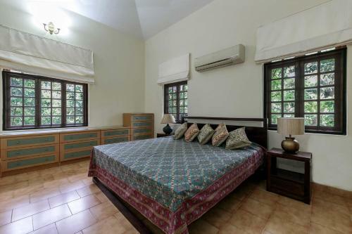 Villa Stayvista At Riveranda