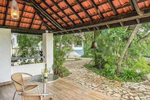 Villa Stayvista At Riveranda