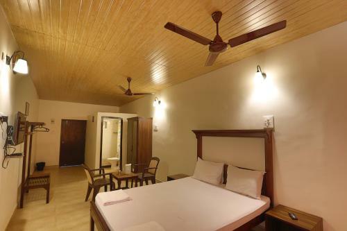 Hostal Hotel Orfil