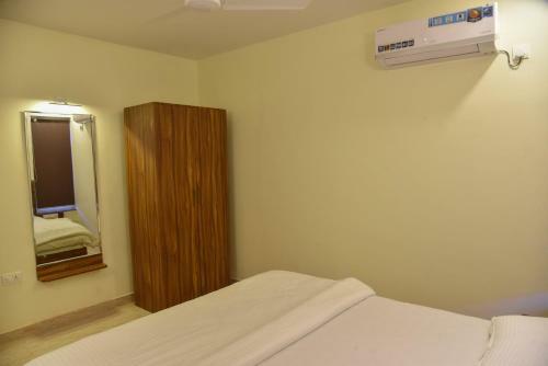 Hotel Eden Stays - A Unit Of Av Associates