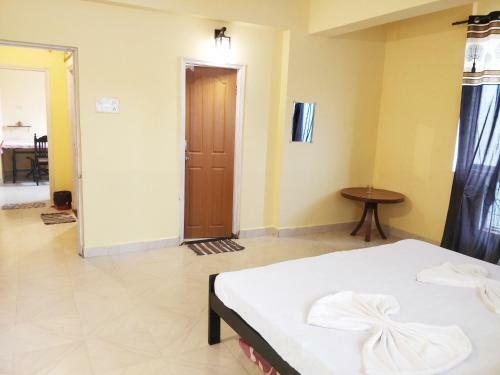Sea View Beachwalk 2 Bhk Apartment Calangute Baga Beach