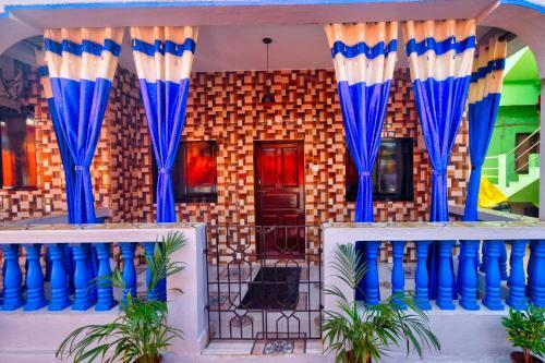 Hotel Yasdip Beach Home