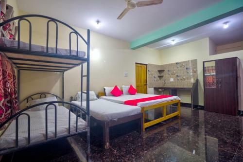 Hotel Yasdip Beach Home