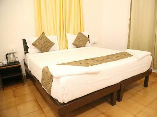 Hotel Rajmahal Beach Resort