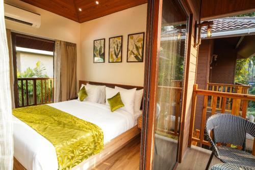 Hotel Treehouse Mars Beach Cottages