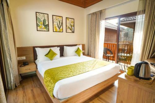 Hotel Treehouse Mars Beach Cottages