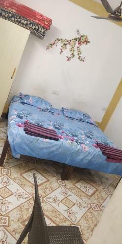 Hostal T.g.i Friday Guest House