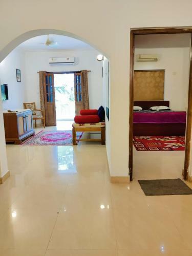 Service Apartments Baga With Pool
