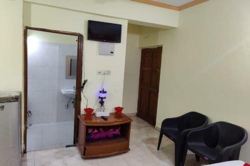 Hotel Oyo 87132 Mahamaya Holiday Inn