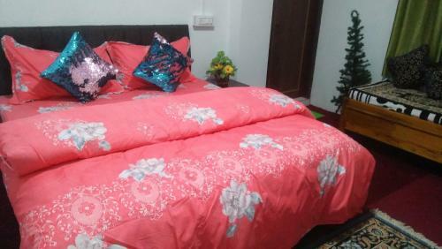 Shalom Inn Home Stay