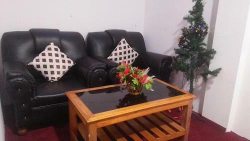 Shalom Inn Home Stay