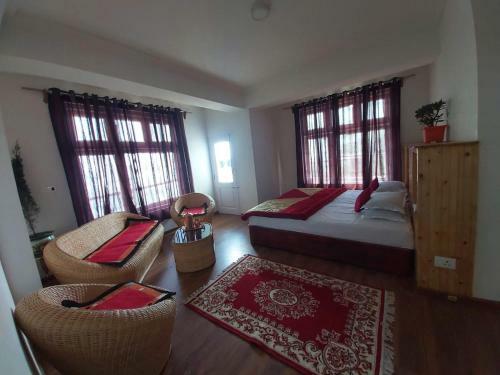 Rangeethomestay Sukhia Pokhari