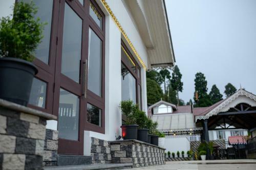 Hotel Istana Resort & Spa