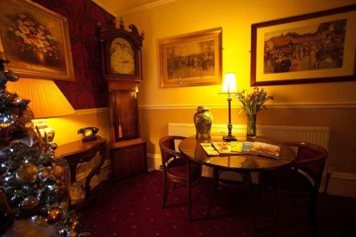 Hostal The Ascott