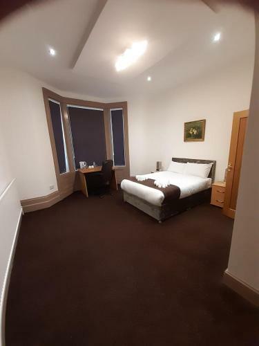 Wilmslow Hotel