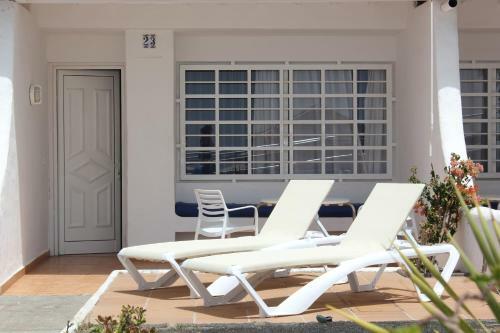 Apartamentos Bungalows Villas Blancas