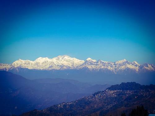 Solitude In Himalayas, Villa