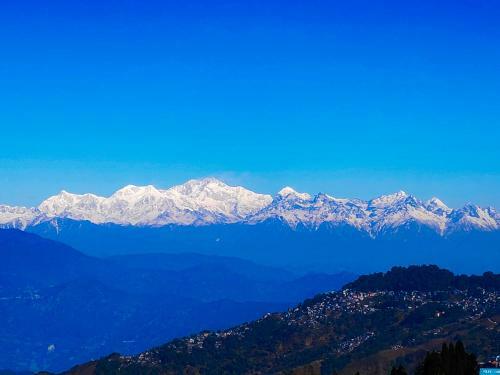 Solitude In Himalayas, Villa