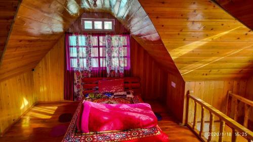 Solitude In Himalayas, Cottage