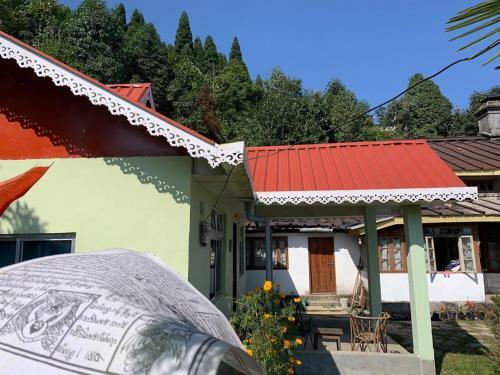 Nora Cottage