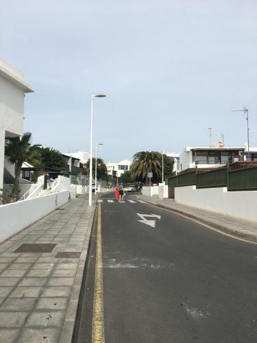 Apartamento La Playita, Primera Linea De Mar