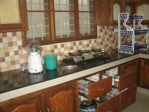 Bed & Breakfast Jacaranda Holiday Home