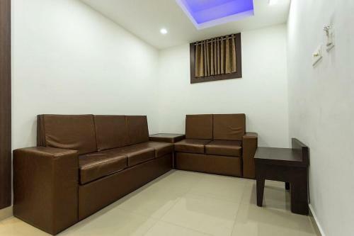 Fabhotel Hala Residency