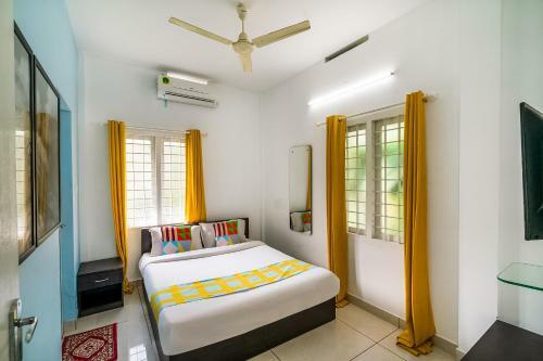 Hostal Oyo 82919 Thykoodam Apartments