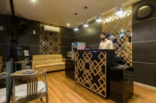 Qube Hotel