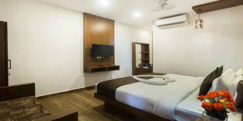Qube Hotel