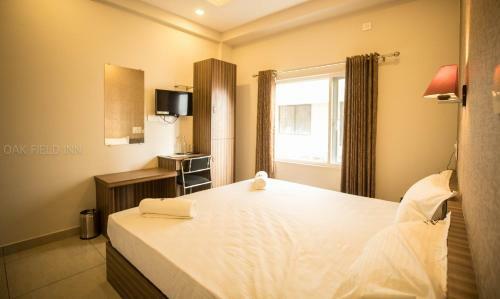 Hotel Oak Field Inn