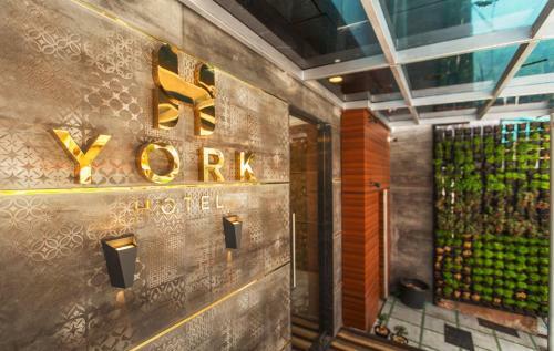 York Hotel
