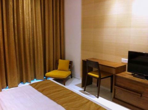 601, One Bedroom Apartment (Fully Furnished)