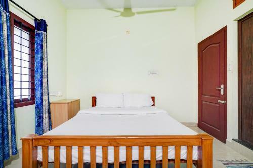 Hotel Oyo 86248 Shalom Palace