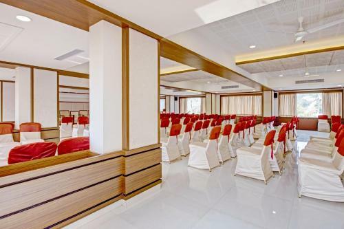 Hotel Collection O 81774 Stars