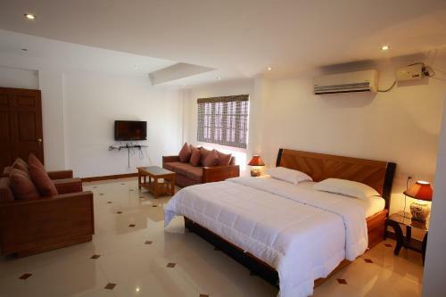 Hotel Phils' Residency & Banquets