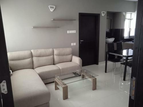 Apartamento Traven Homes Earthspace Transit