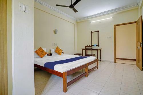 Spot On 84395 Mx Residency Hotel - Panampilly Nagar
