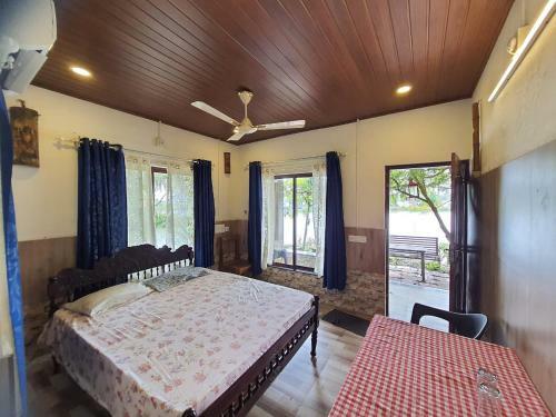 Bed & Breakfast Kari Backwater Home