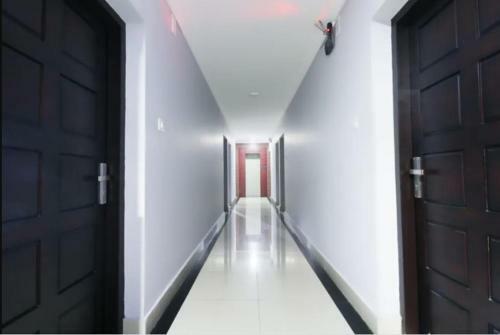 Hotel Central Queens Residency - Cochin