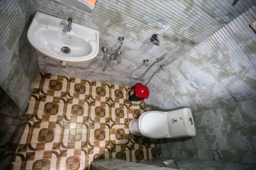 X Hostel