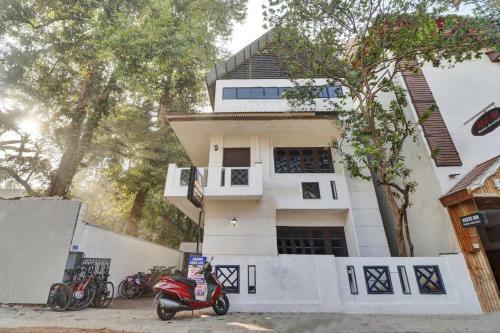 Hotel Capital O 86355 The Homestay