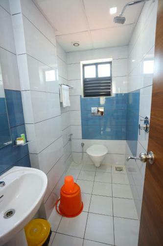 Hotel Q One Plaza