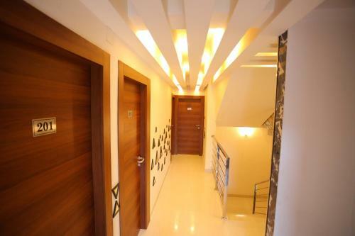 Hotel Q One Plaza