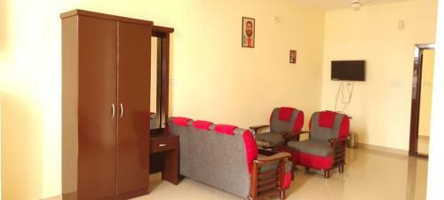 Hotel Aziba Heights Inn