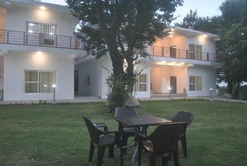 Hotel The Escape - Dharamshala