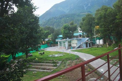 Hotel The Escape - Dharamshala
