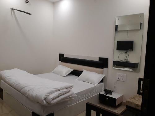 Hotel Gokul Grand