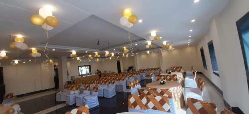 Hotel Gokul Grand