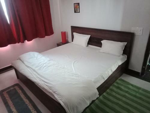 Entire 3 Bedrooms Apartment Olee